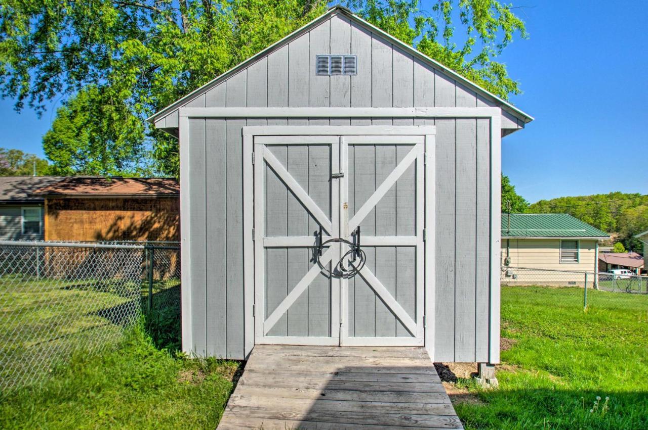 Dog-Friendly Fayetteville Home With Hot Tub! מראה חיצוני תמונה